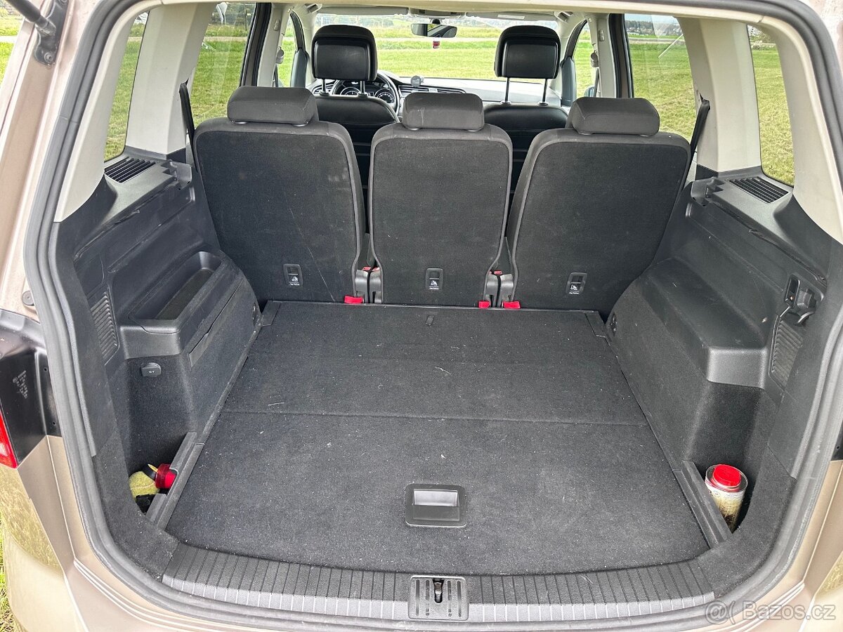 vw TOURAN 1.6TDi 85kW - 11