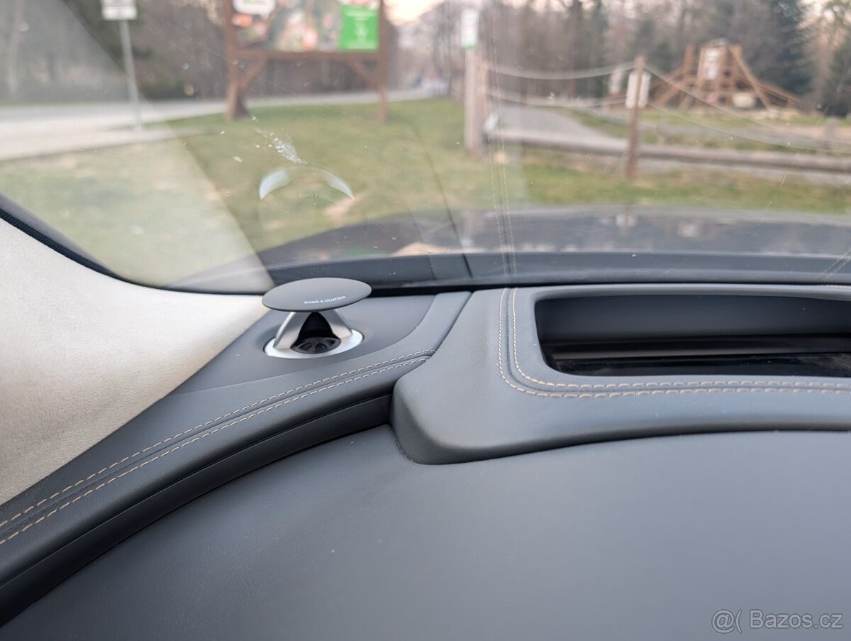 Audi A8 3.0 TDI 2016 190kw plná výbava - 11