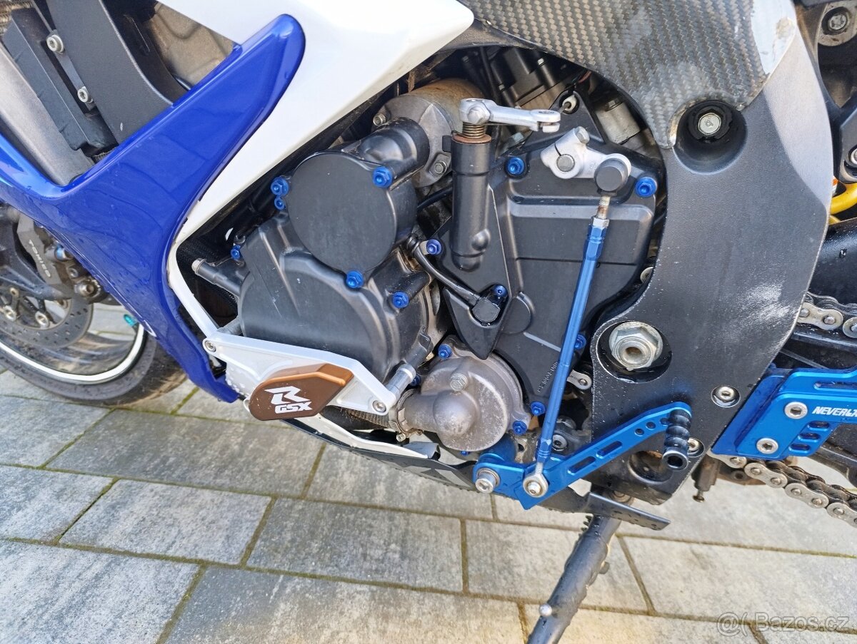 Suzuki GSX-R K7 CR doklady - 11