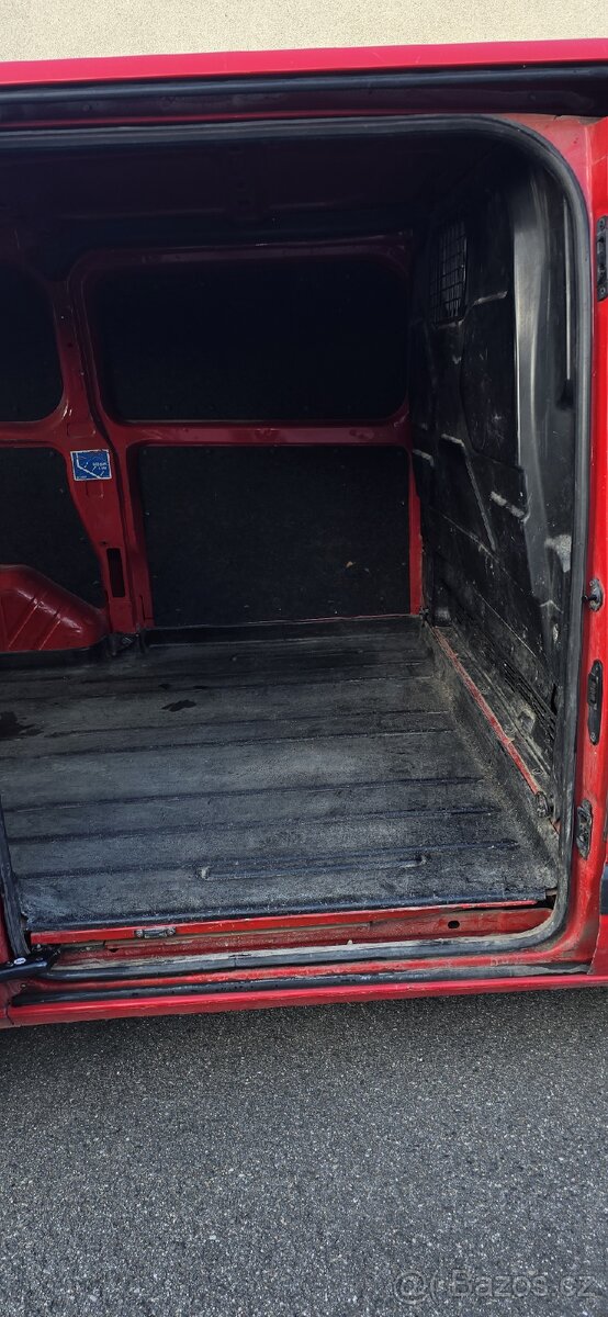 Ford Transit Custom 2.2(2013) - 11