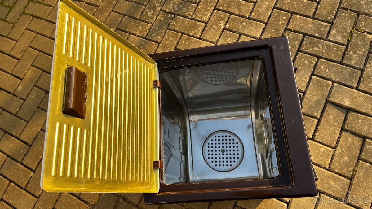 Stará pračka ROMO R190 - 11