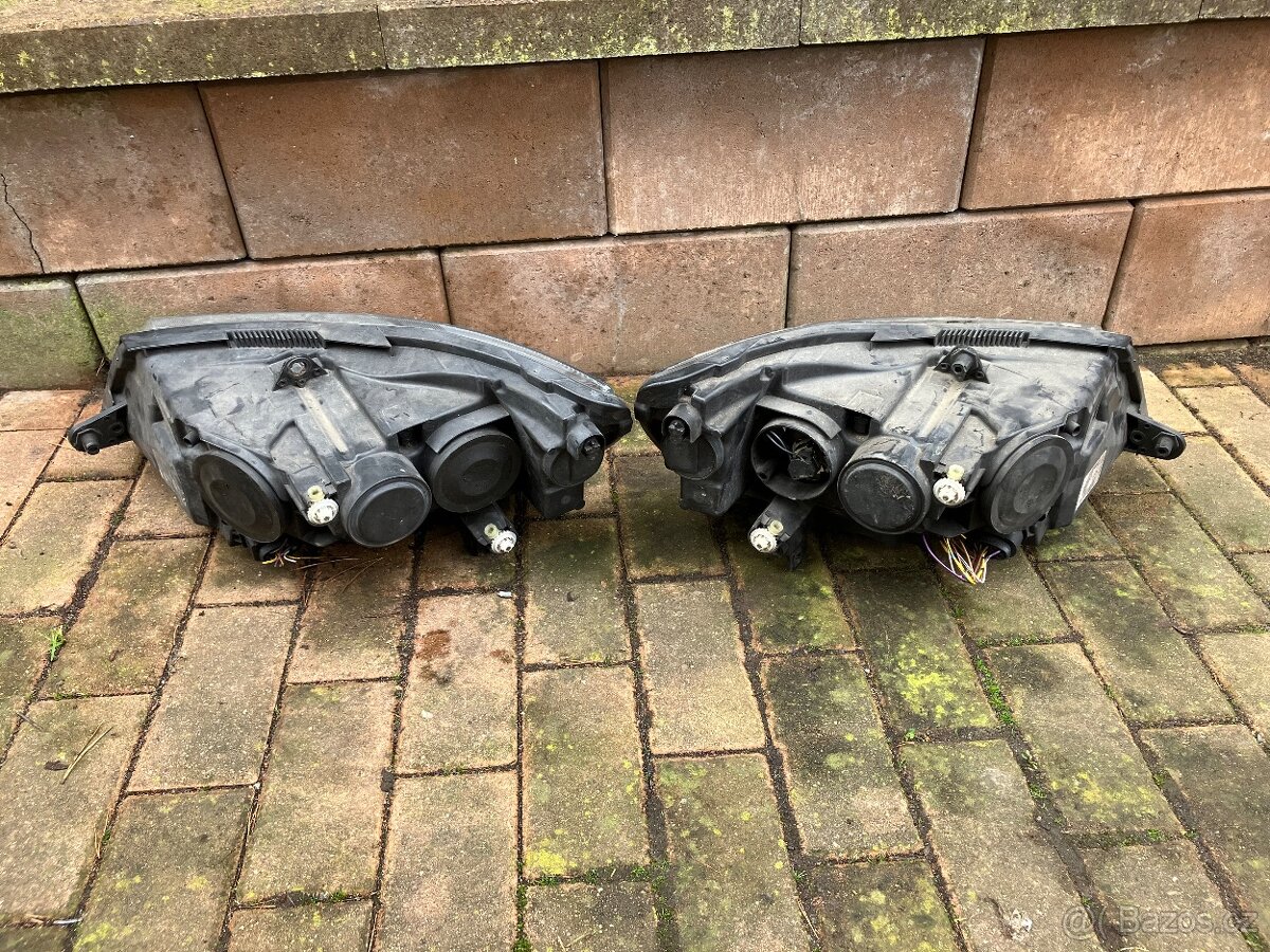 ŠKODA SUPERB II FACELIFT-PŘEDNÍ KOMPLETNÍ SVĚTLOMETY - 11