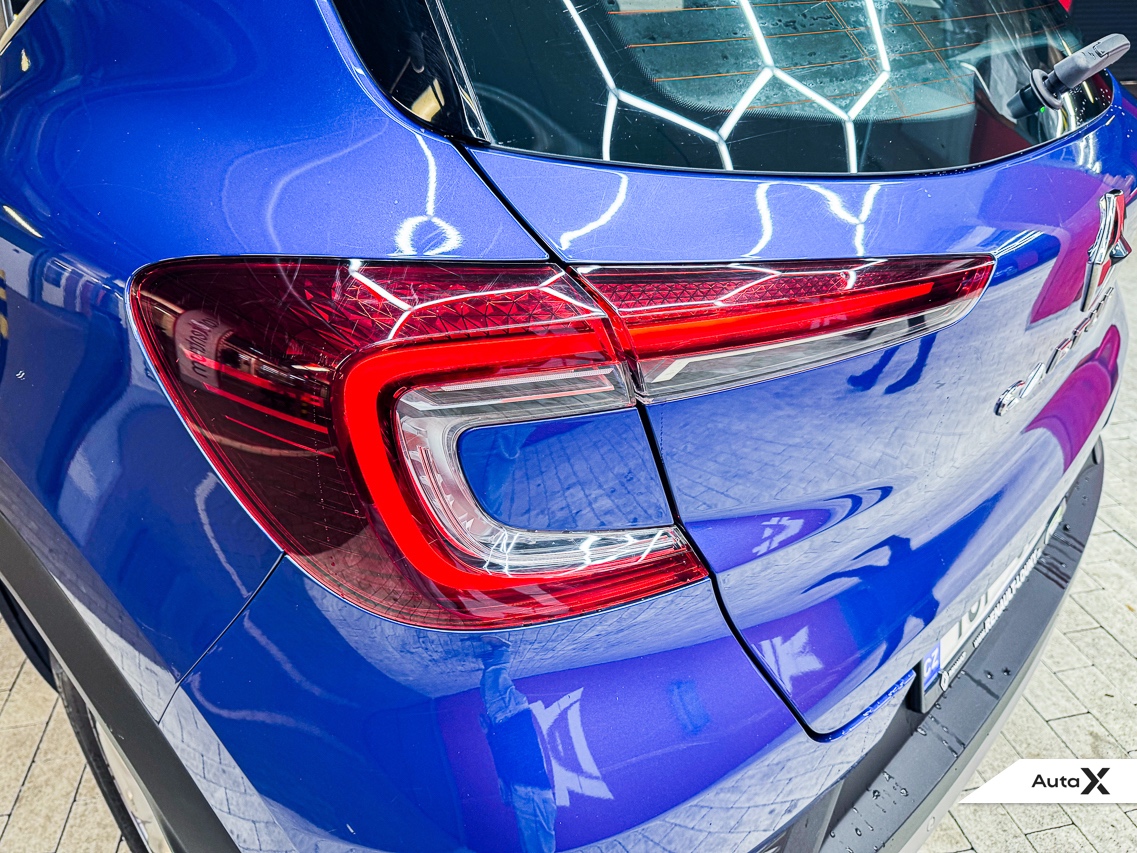 Renault Captur 1.0 TCe 67 kW | ZÁRUKA, PŘEDPLACENÝ SERVIS - 11