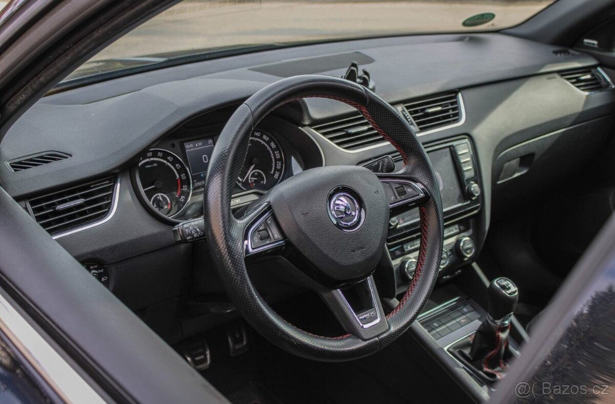 Škoda Octavia 2.0 TDI CR DPF RS - 11