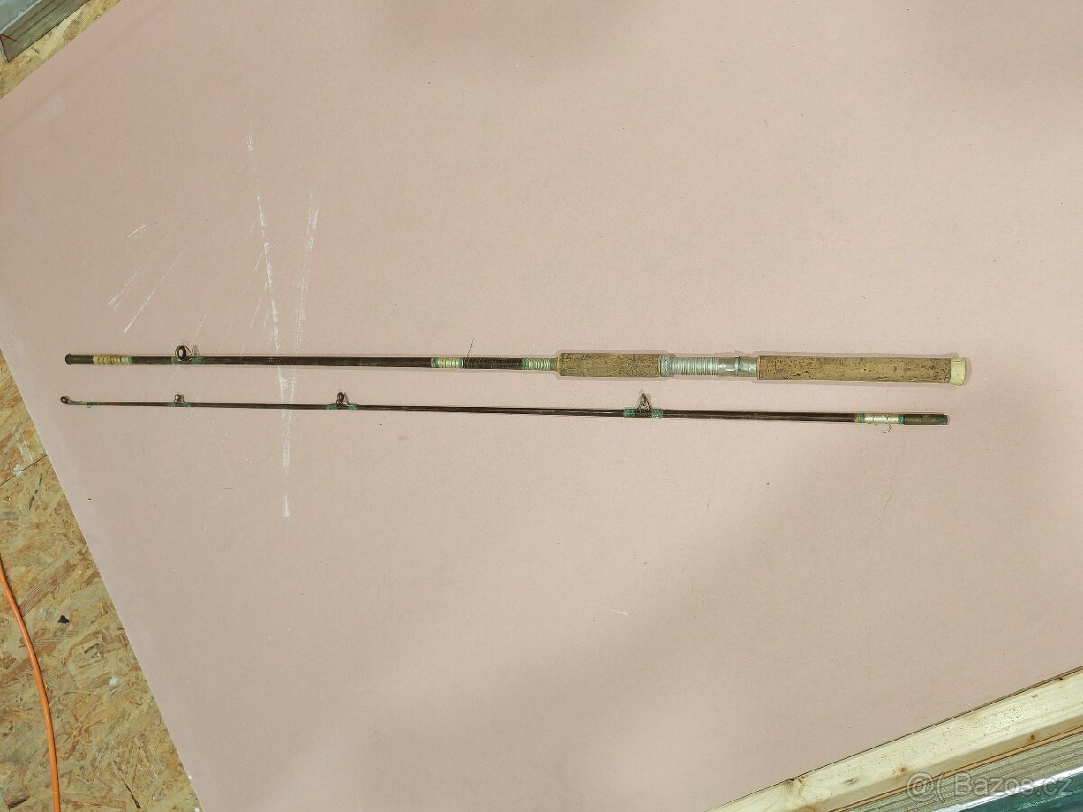 Staré rybářské pruty - 11