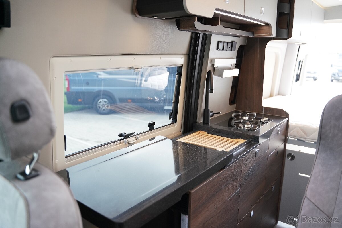 Robeta Adonis na podvozku Mercedes Sprinter - 11