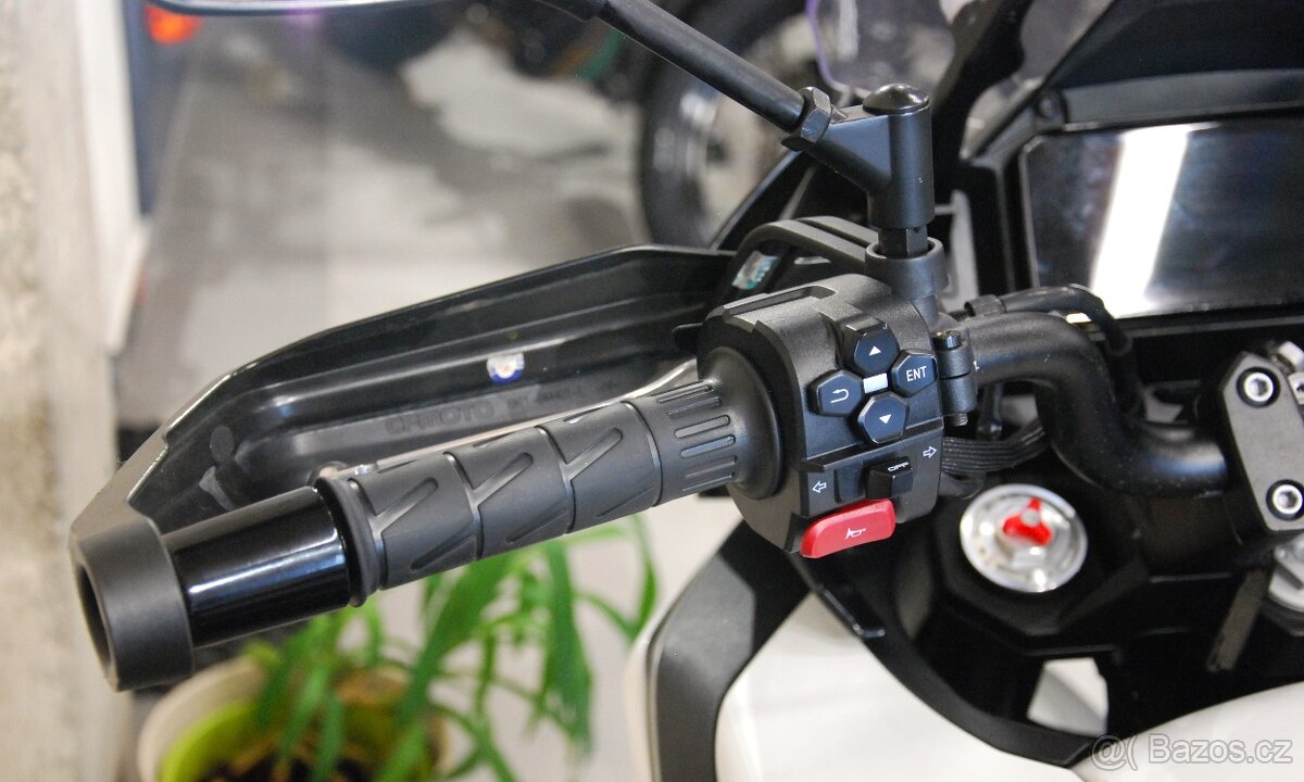 CFMOTO 700 MT Premium - 1.majitel,SERVISKA + ZÁRUKA - 11