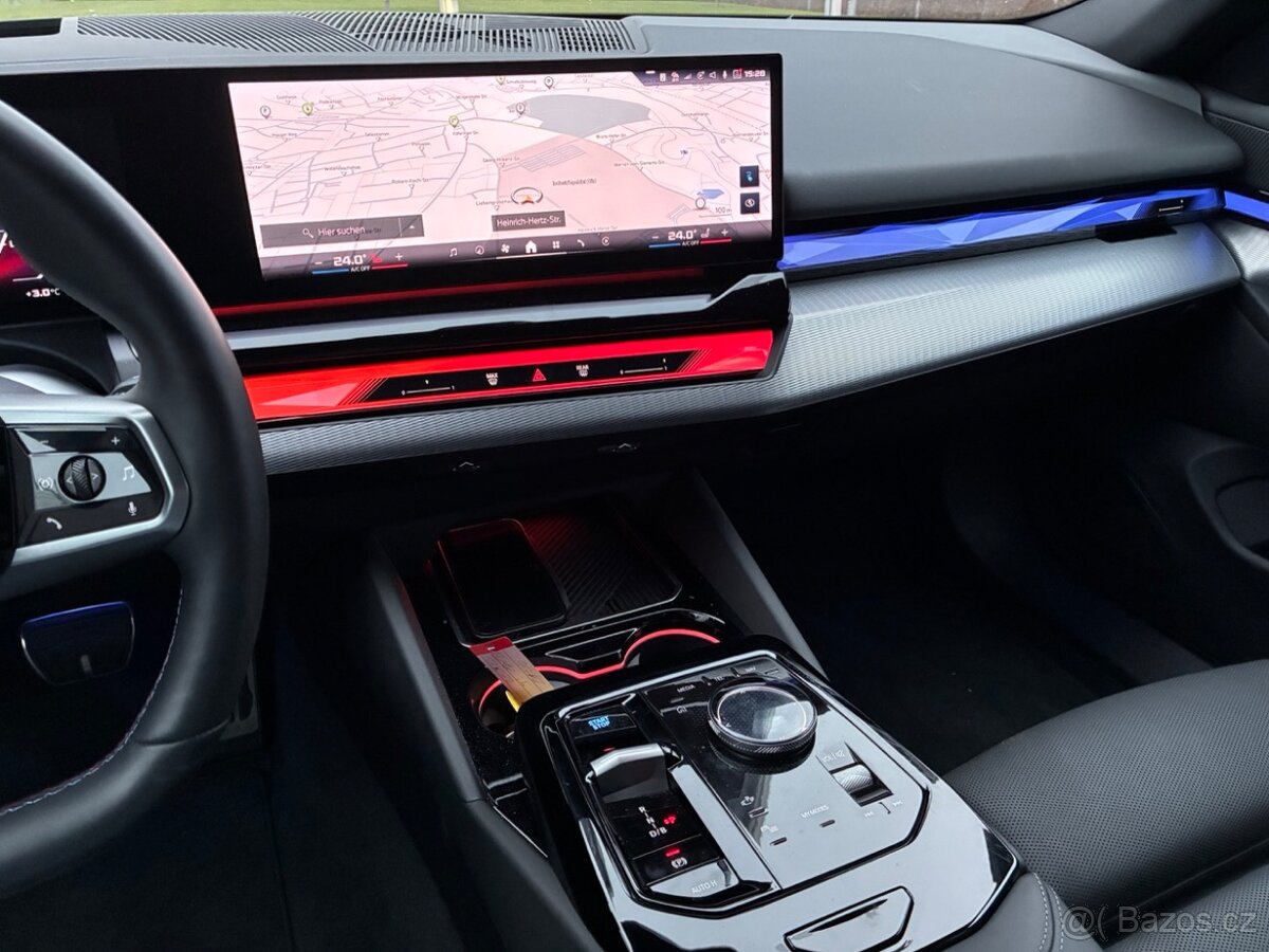 BMW i5 M60 xDrive - 11