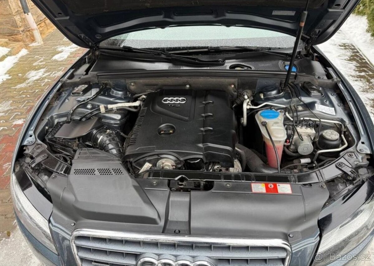 Audi A5 2,0TFSi/155kw qauttro serviska benzín - 11