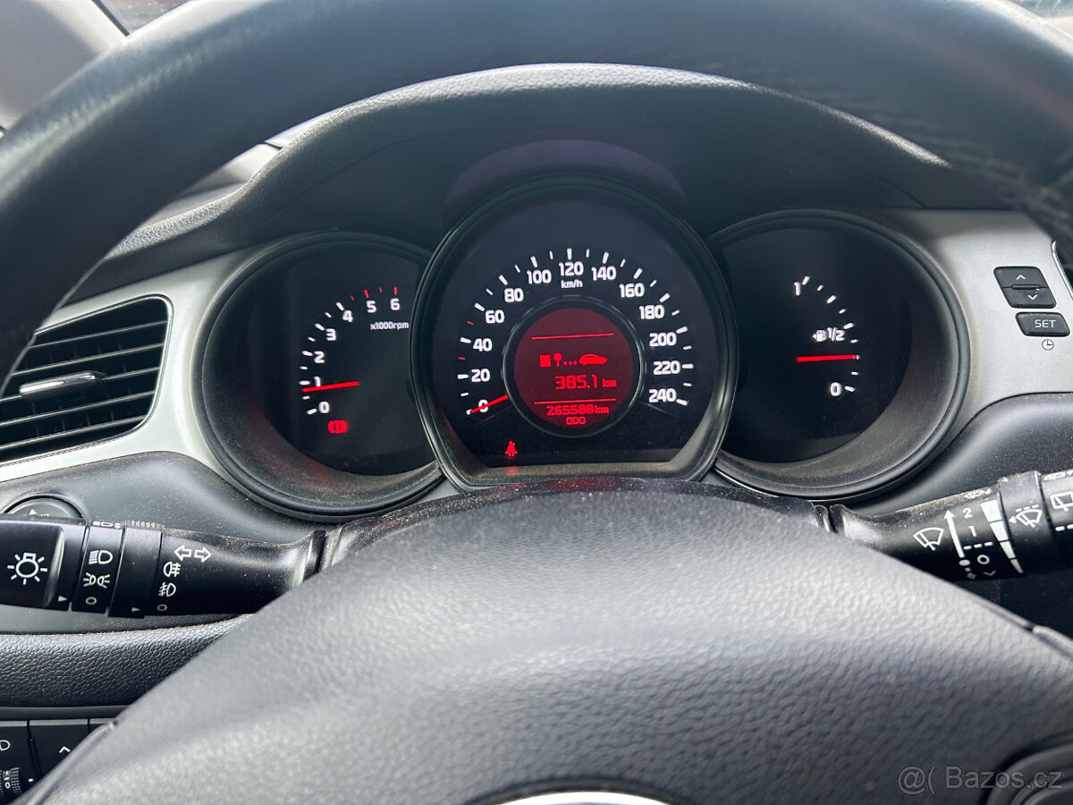 Kia Ceed r.v. 2014 1,6CRDi 94Kw - 11