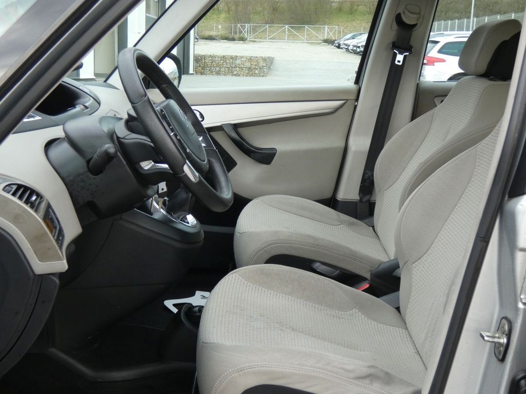 Citroën C4 Picasso 1.8 CNG originál - 11