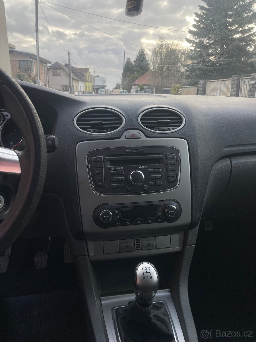 Ford Focus 2 II 1.6 74kw - 11