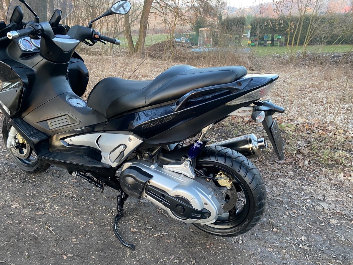 Gilera Nexus 500ie - 11