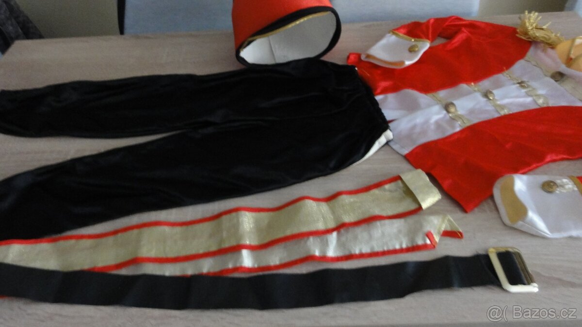 Dětské maškarní kostýmy - 11