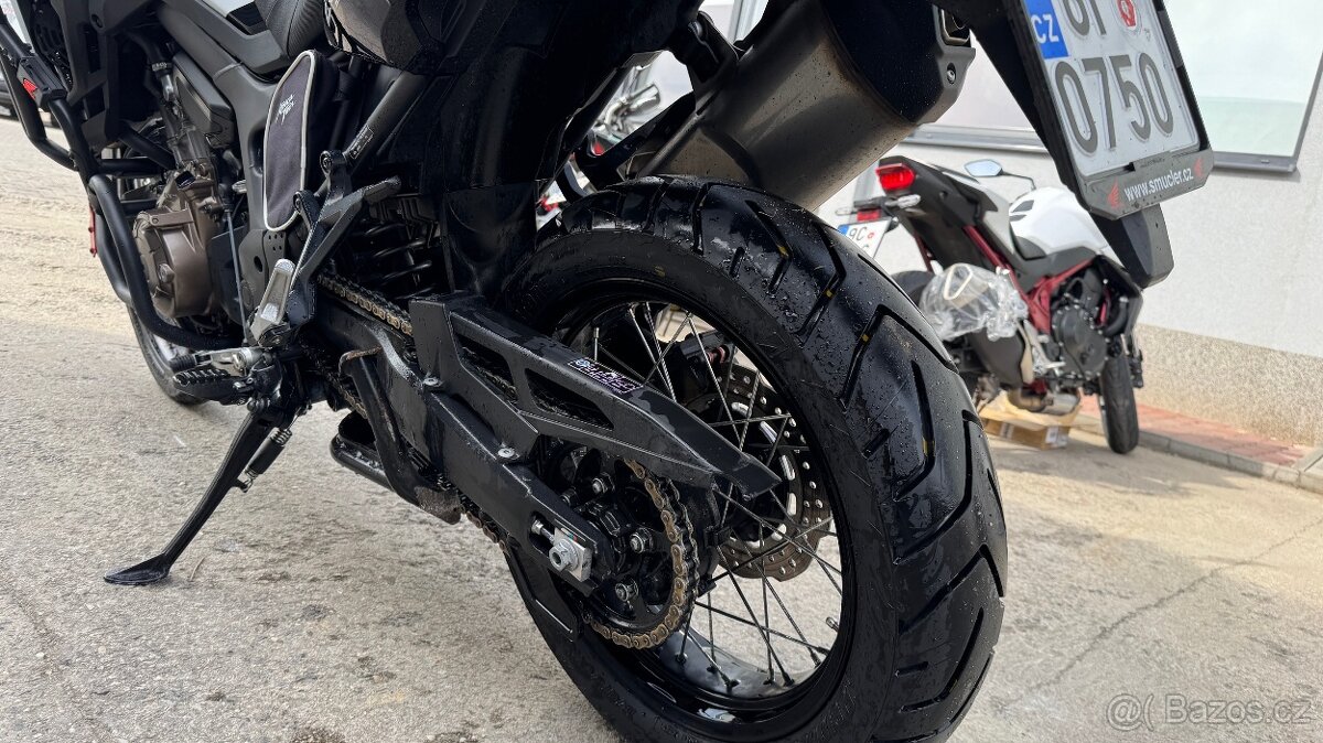 Honda CRF1000L Africa Twin Krásný stav jeden majitel - 11