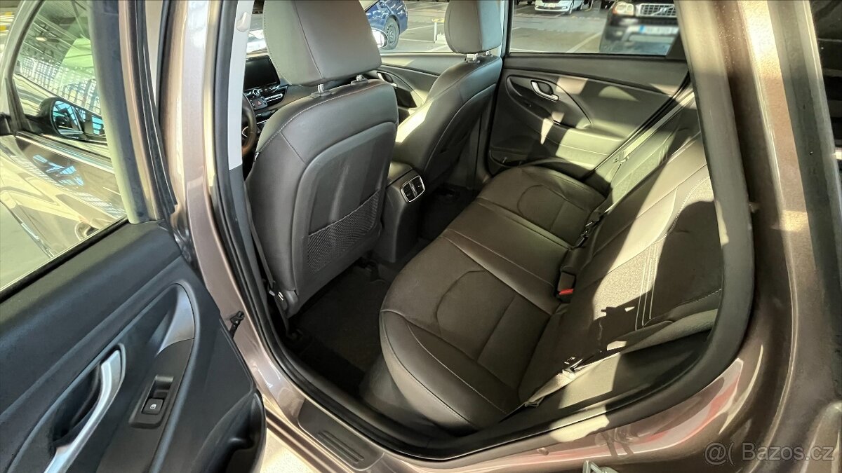Hyundai i30, DCT, 1.5 TGDi, mHEV, 118 kW, záruka, DPH - 11