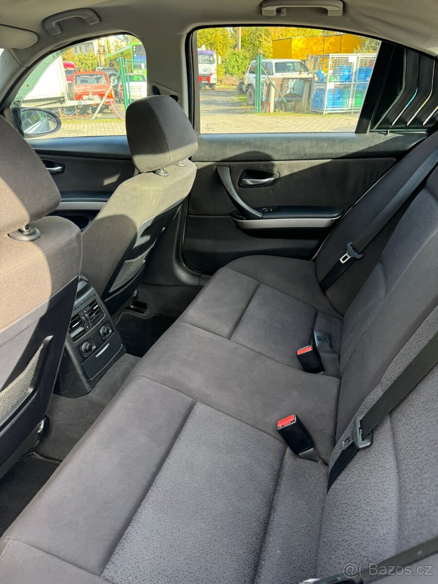 BMW 320D Sedan – po servisu, STK 2027 - 11