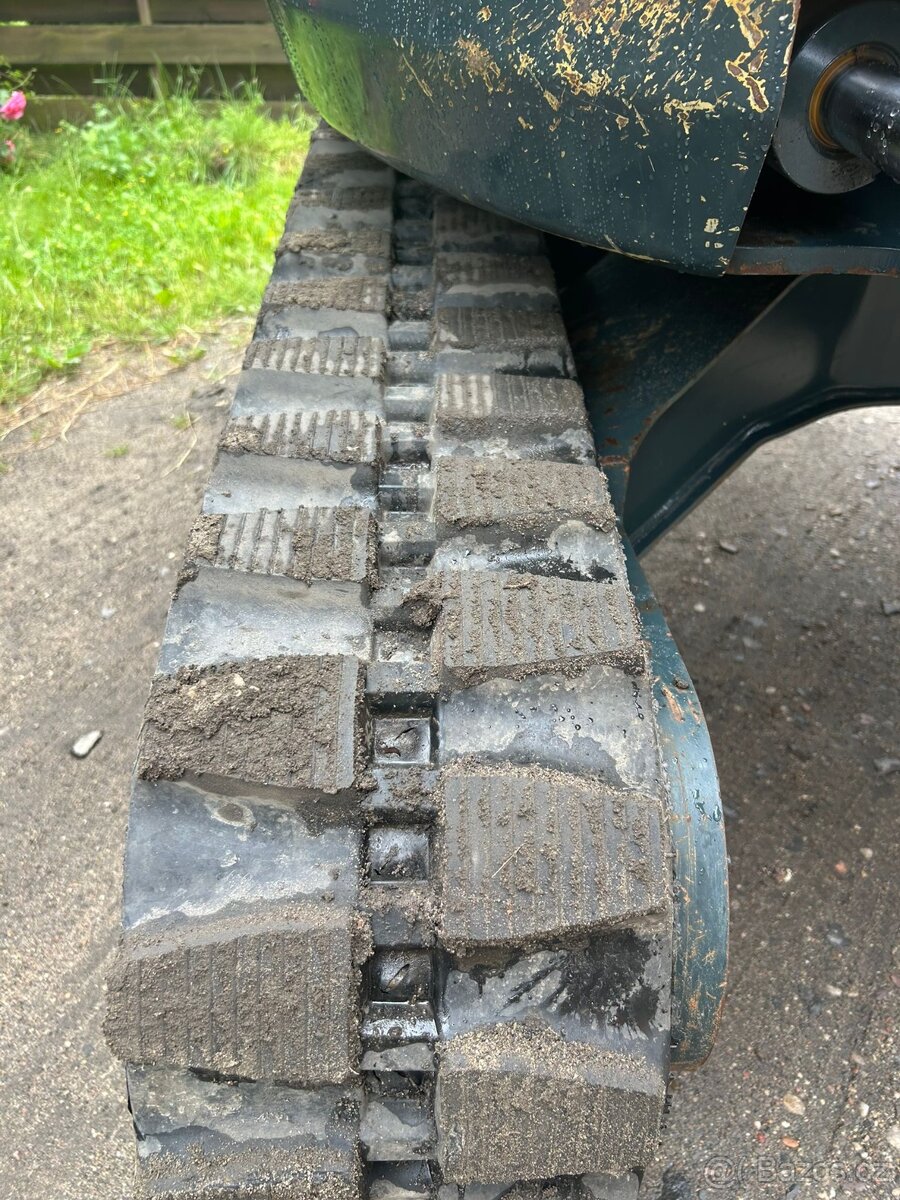 Hyundai 25-9Zak Minibagr 2.8T + 3x lžíce - 11