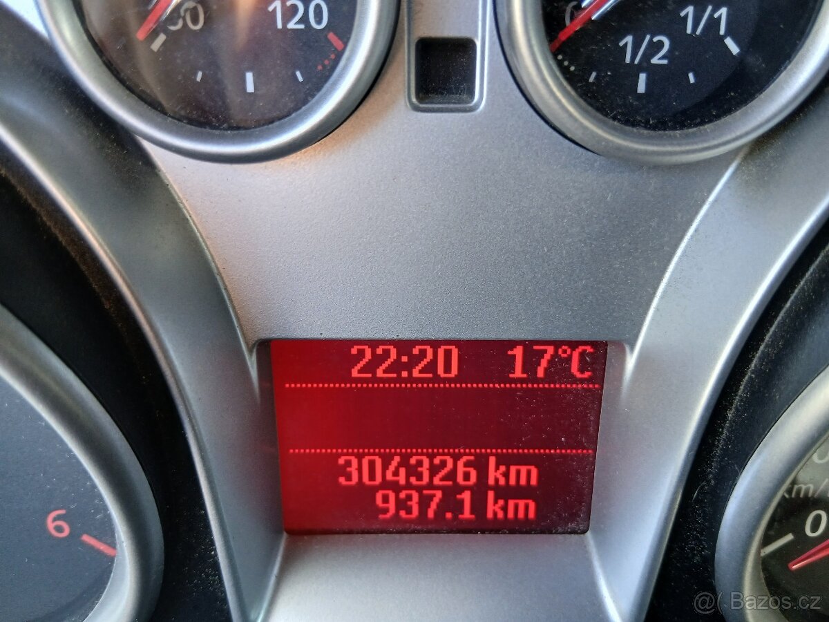 Ford Focus, 1.6 TDCI, 110 PS, facelift - 11