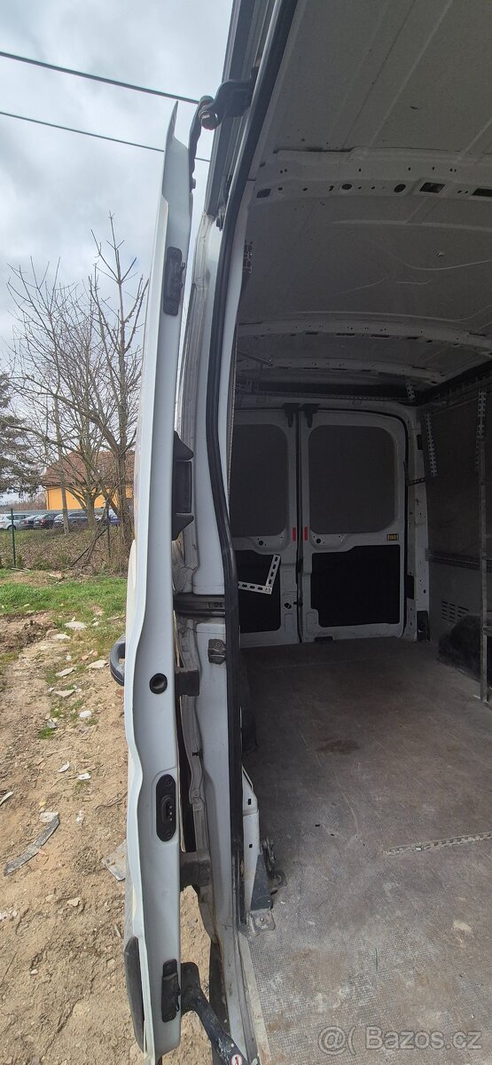 Náhradní díly - 11