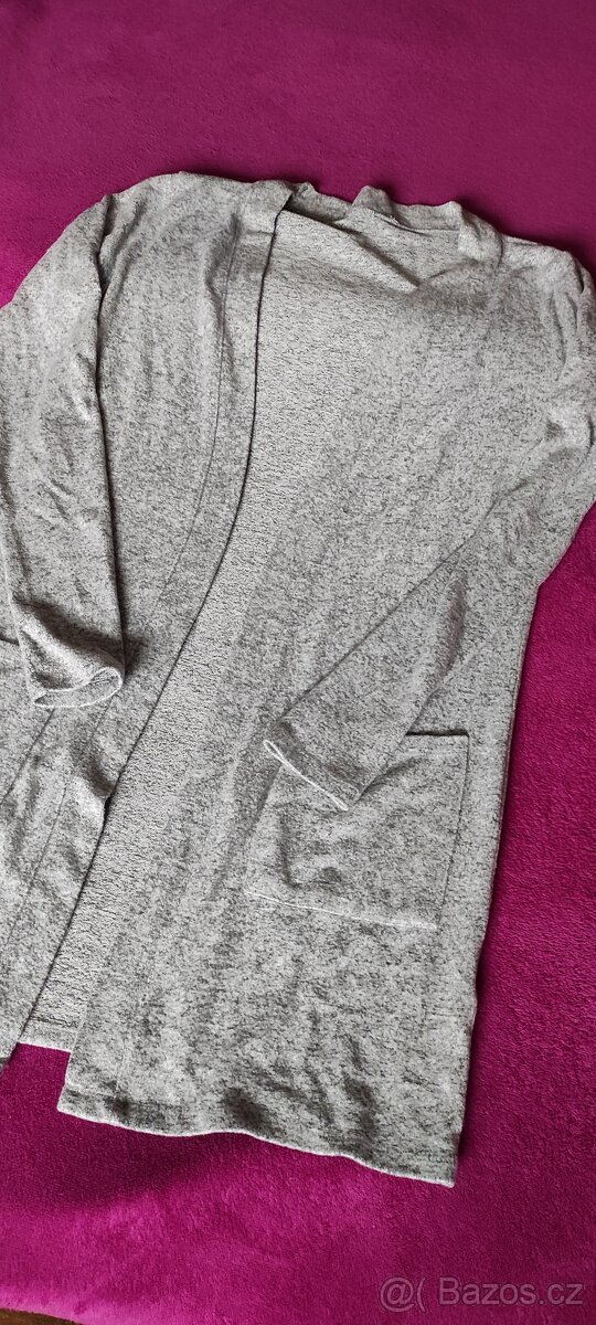 Dámský svetřík, velikost S - 11