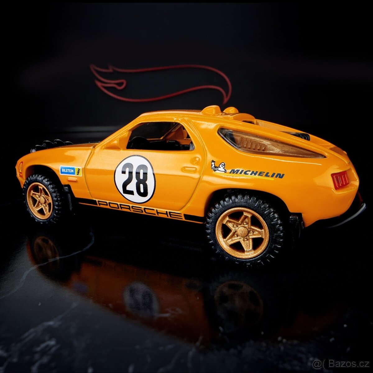Hot Wheels Elite 64 Porsche 928 Safari - 11