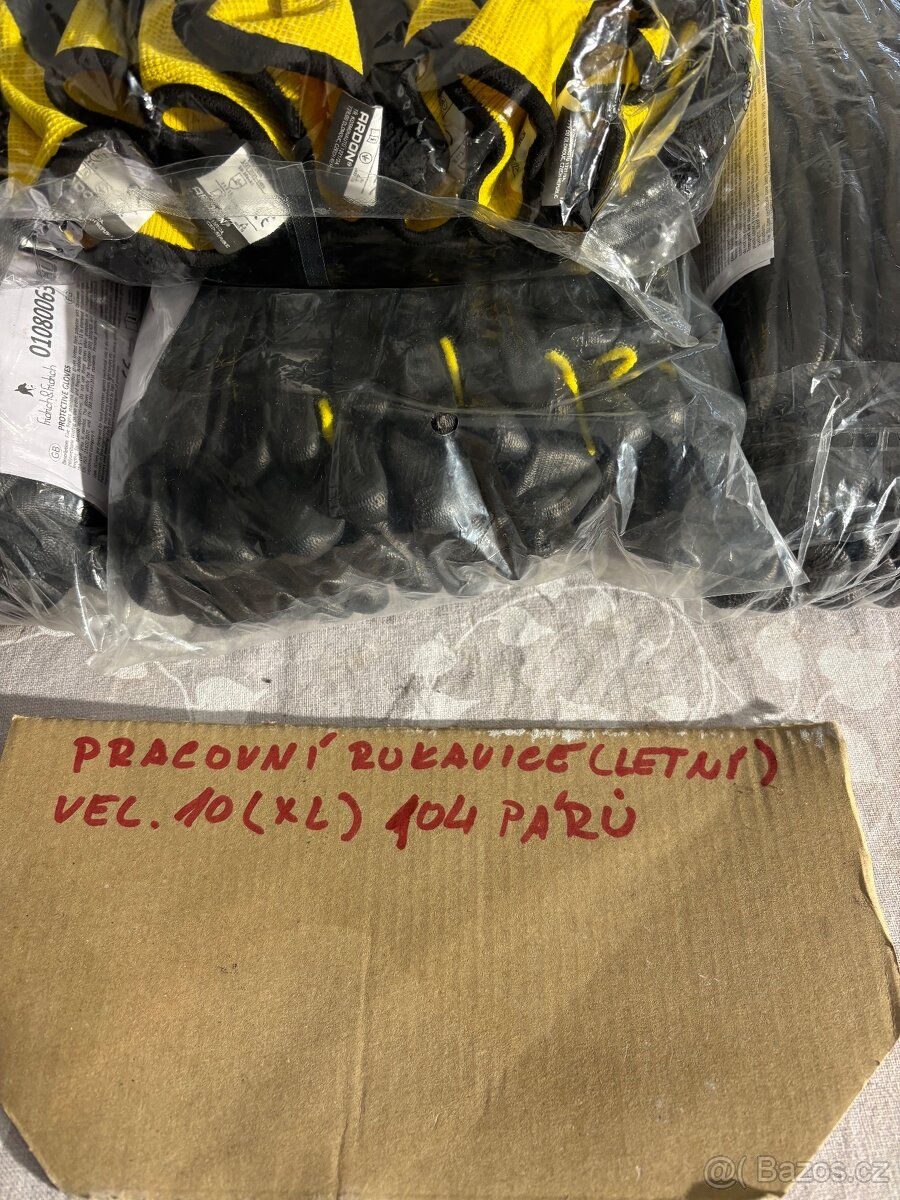 Pracovní rukavice. 162 párů - 11