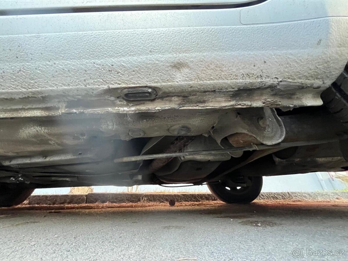 Škoda Fabia 2 1.4 16v kombi - 11