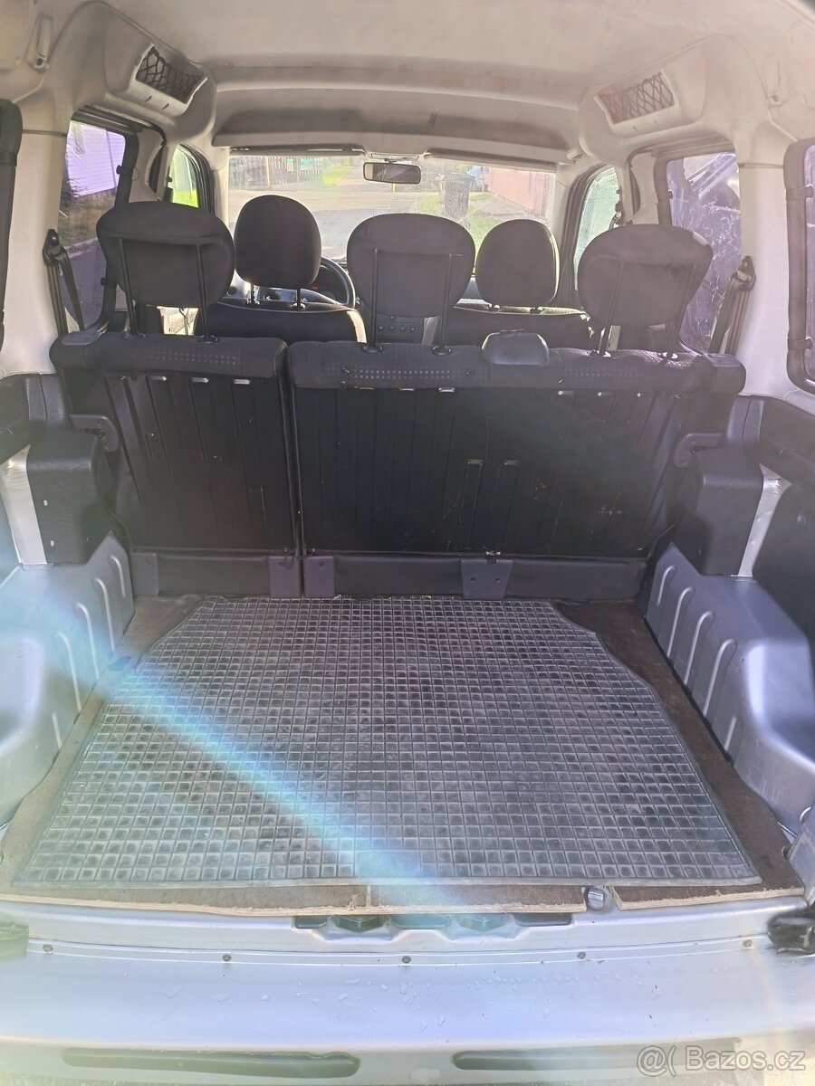 PEUGEOT Partner 1,6 benzín - 11