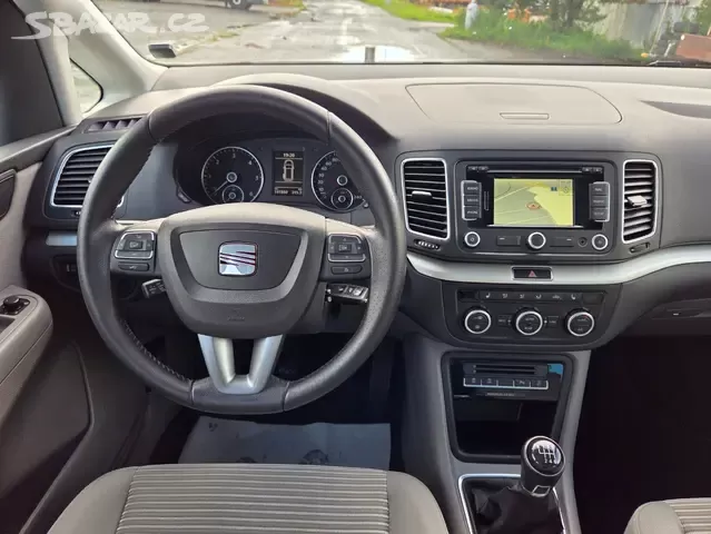 Alhambra 2.0TDI/103kW 7.míst,2014,xenon,taž,kamera,panorama - 11