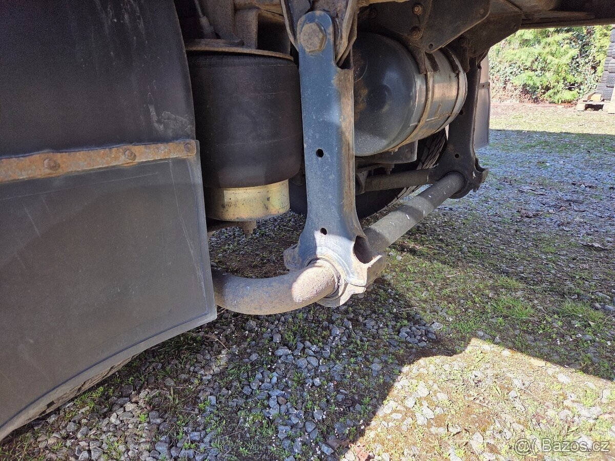 IVECO EUROCARGO ML180E24 - 11