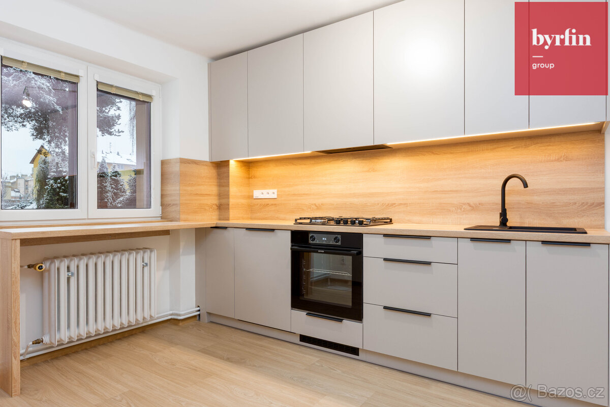 Prodej bytu 3+1 Tomáškova - Opava - 11