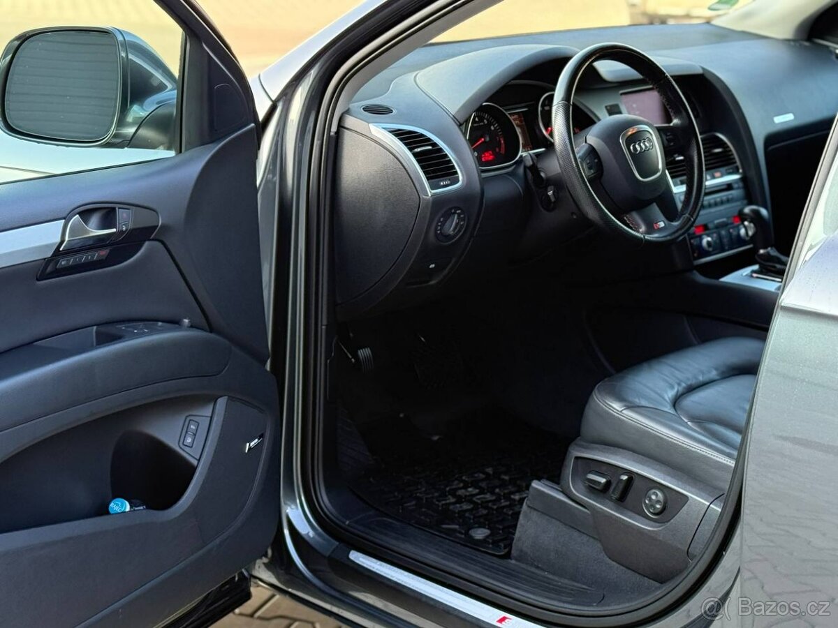 Audi Q7 3.6FSI TOP STAV - 11