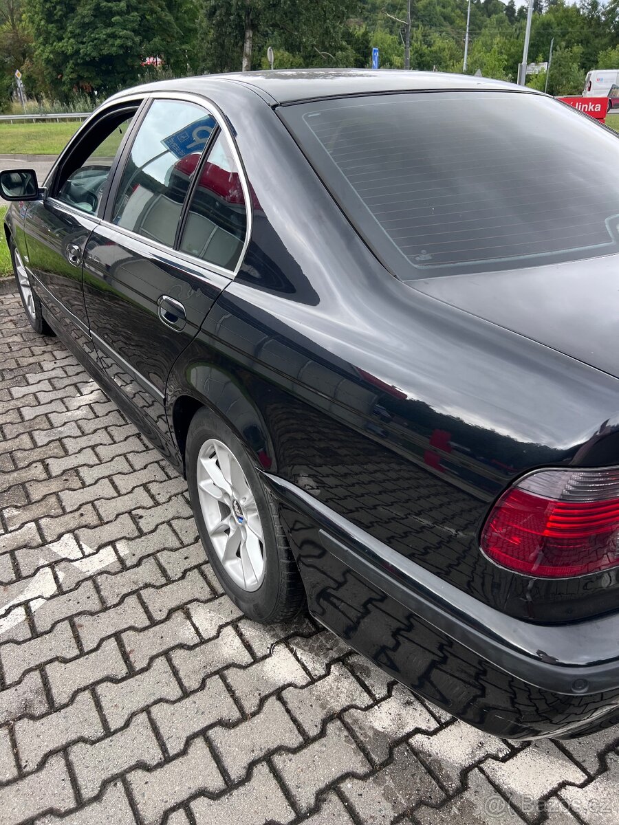 BMW E39 540i vyměním - 11