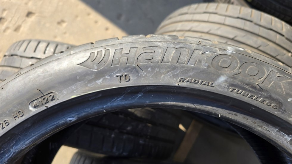 Letní pneu 235/40/19 Hankook - 11