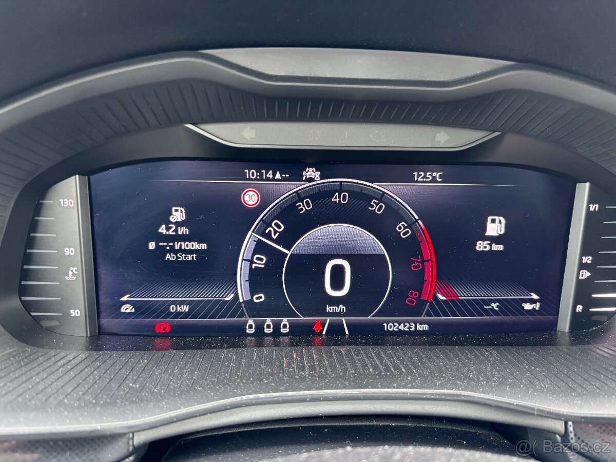 Škoda Kamiq 1.0 Tsi style.manual - 11