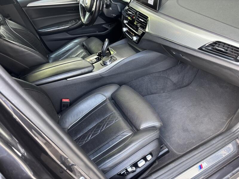 BMW Řada 5 540iX Drive, 250kW, ČR, DPH - 11