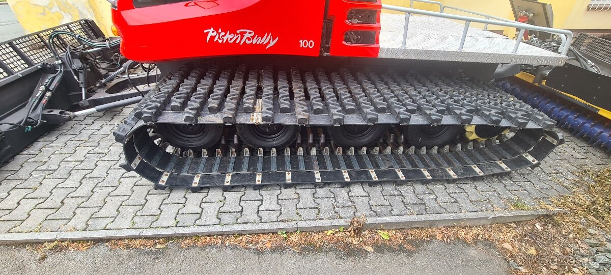 Sněžná rolba Pistenbully Kässbohrer Pb100 - 11