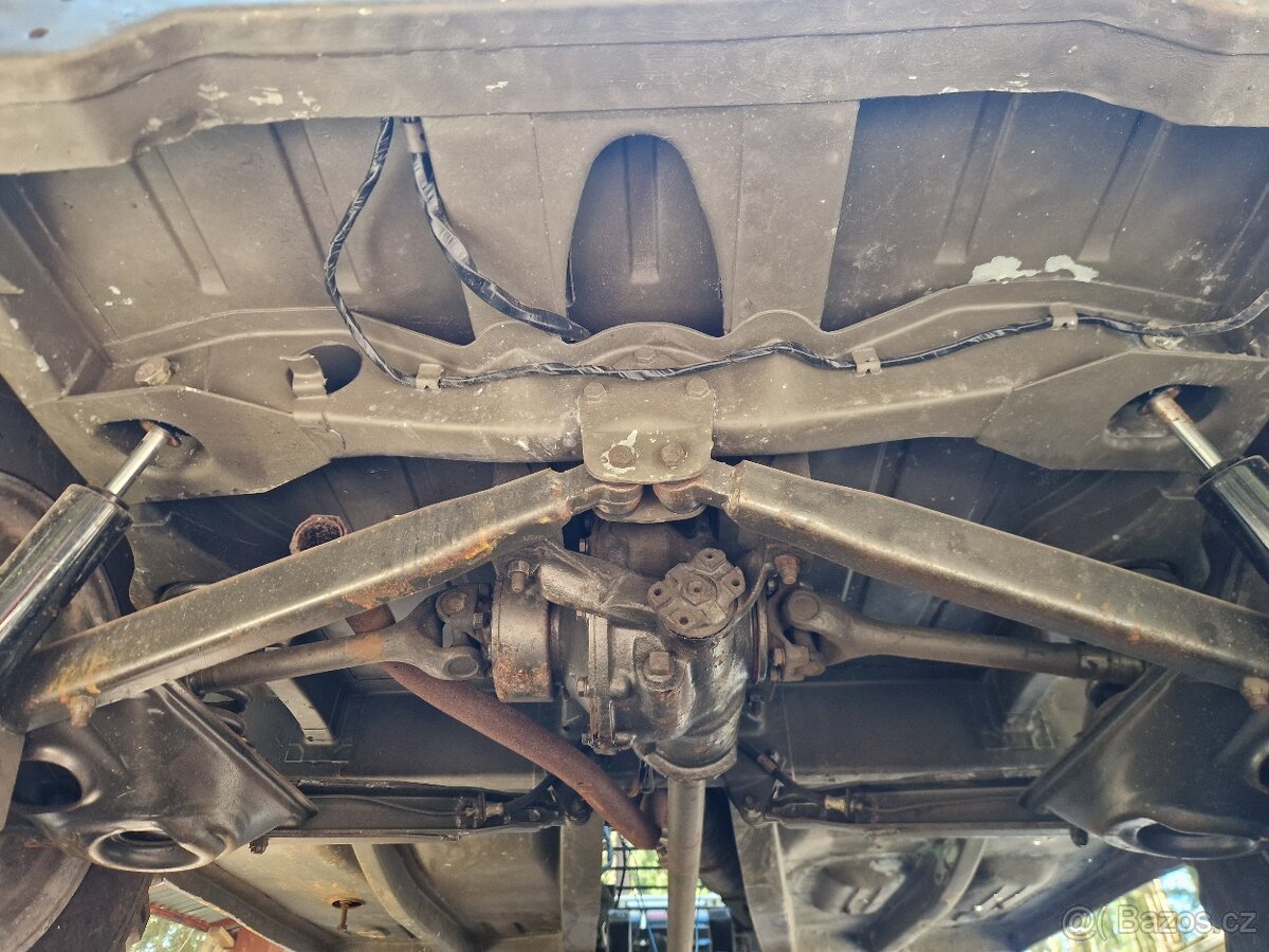 Mutt M151 - 11