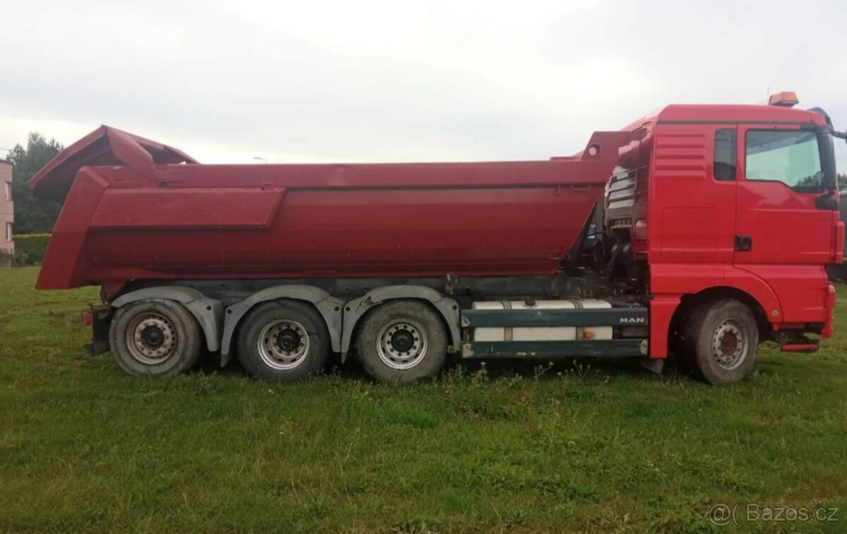 Sklápěč MAN TGX (2011) - 11