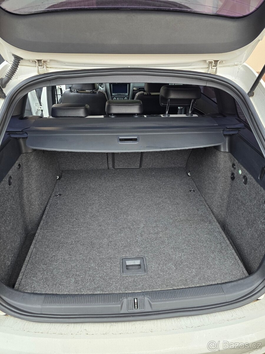 Škoda Octavia 2 FL RS Combi - 11