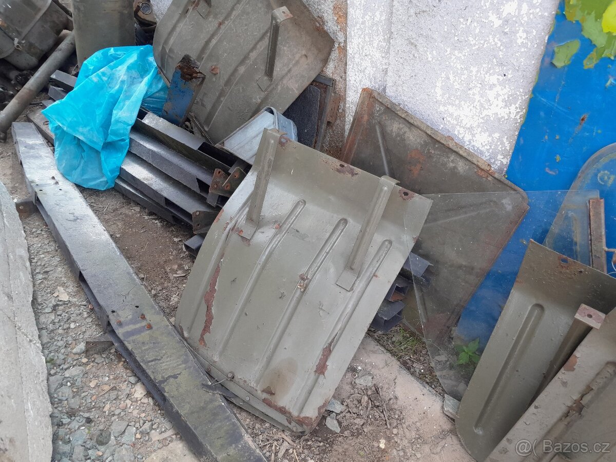 Praga V3S náhradní díly - 11