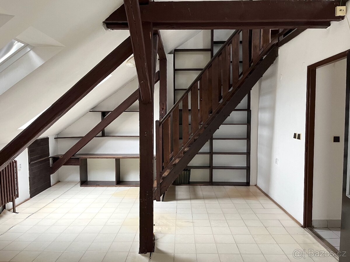 Pronájem bytu Pellicova s terasou pro rodinu i pro studenty - 11