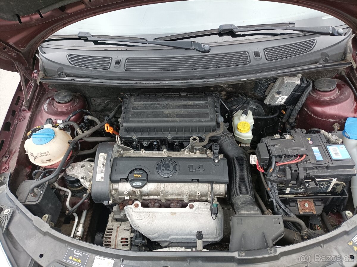 Škoda Roomster - 11