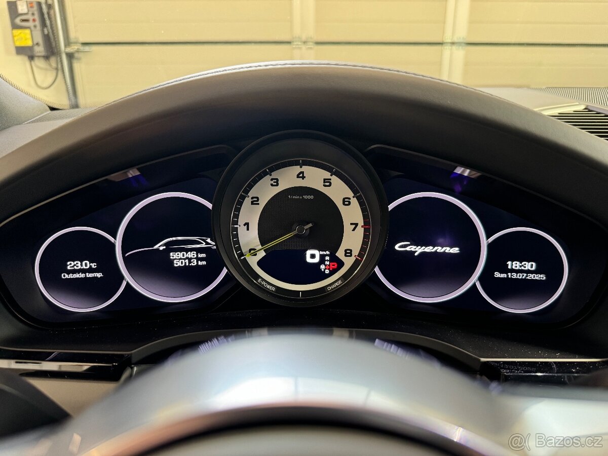 Porsche Cayenne E-Hybrid APPROVED - 11