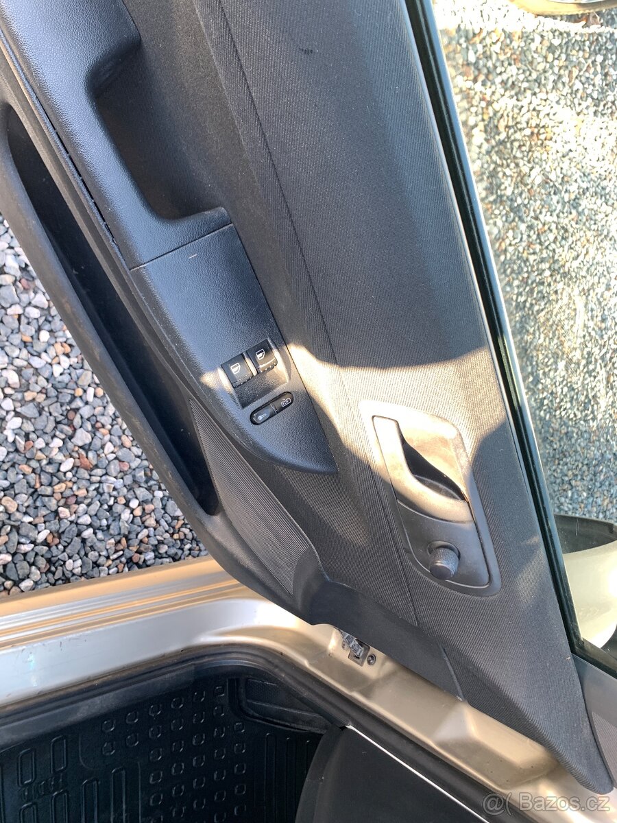 ŠKODA FABIA 1.2 12V CLASSIC COMBI - 11