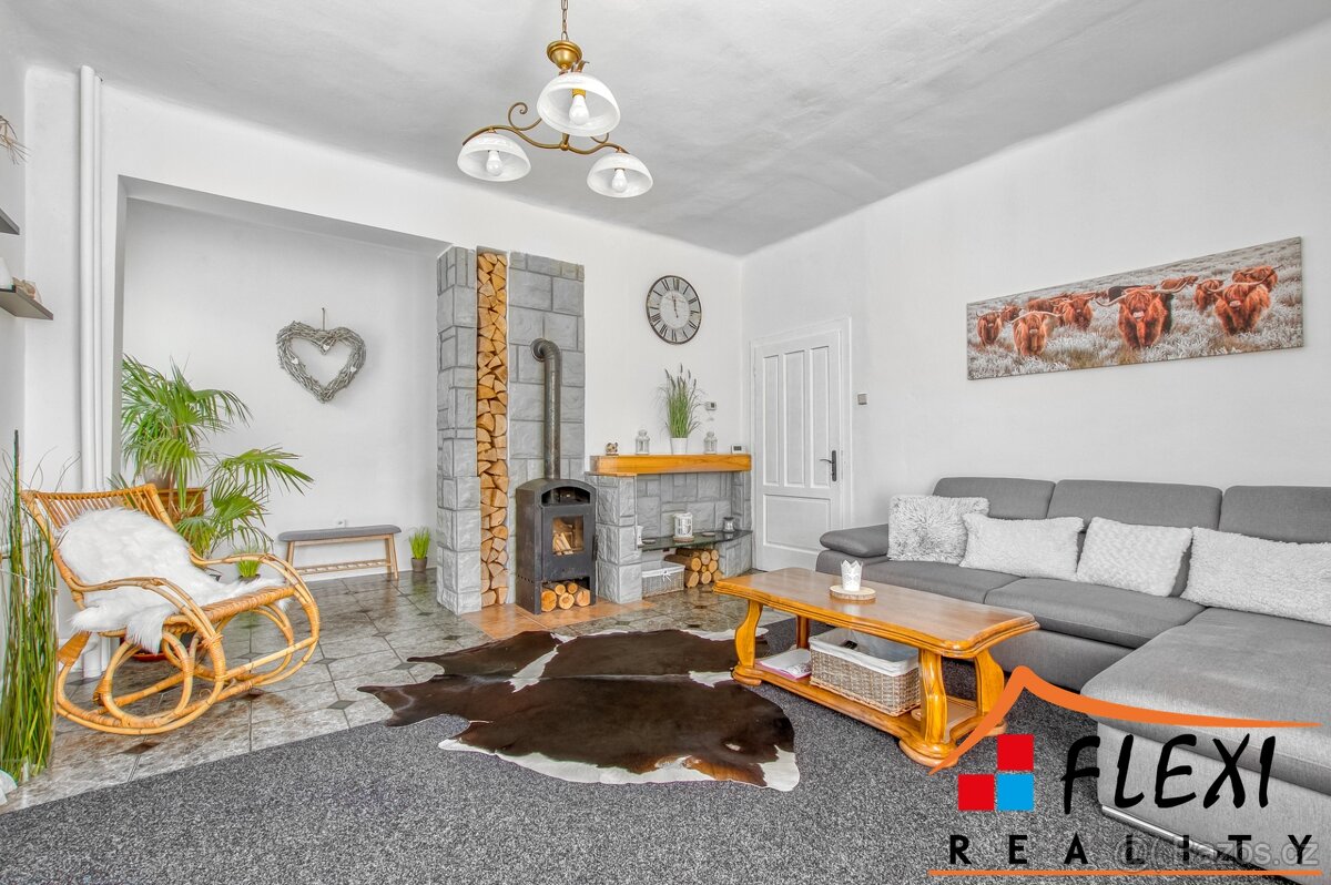 Prodej vily (241 m²) s výjimečným pozemkem (3528 m²), Čelad - 11