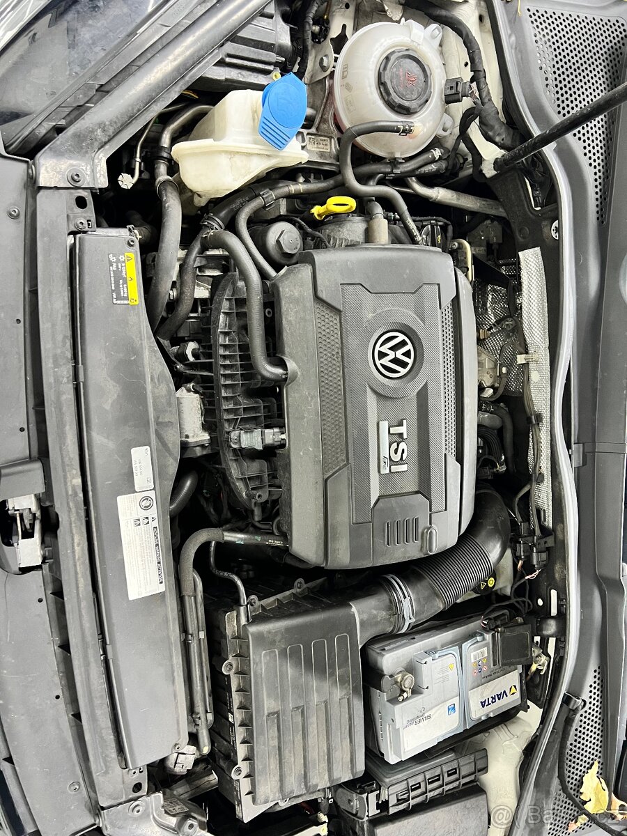 Vw golf 7.5 R 2.0 tsi 221 kw TOP stav - 11