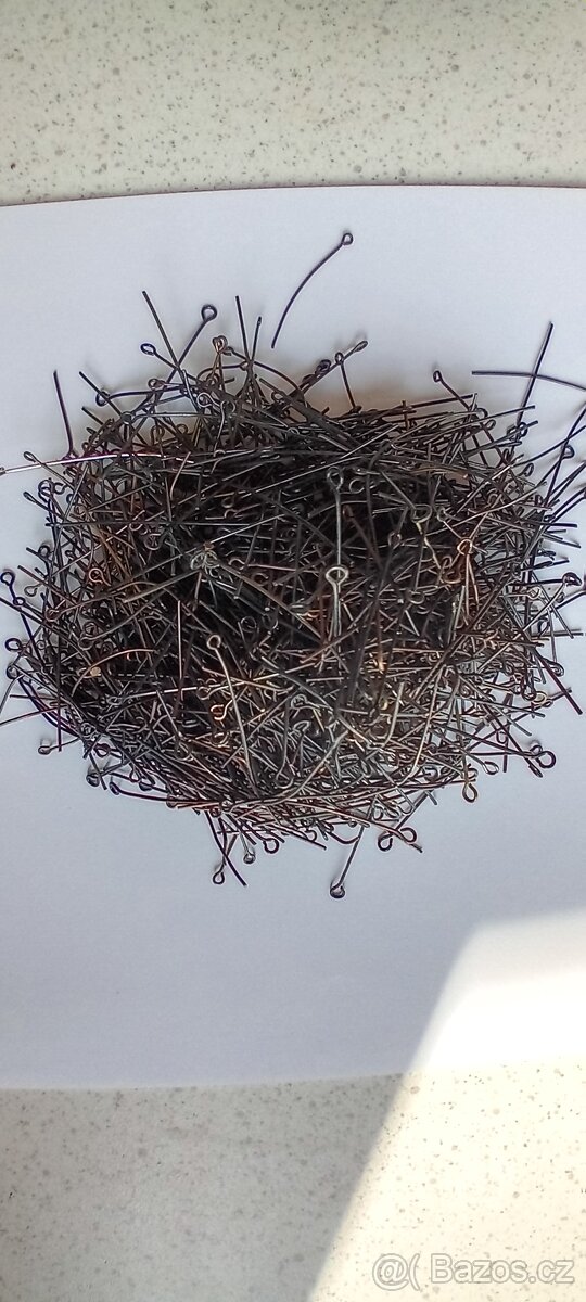 Přebytky, korálky, metráž, dráty, komponenty - 11