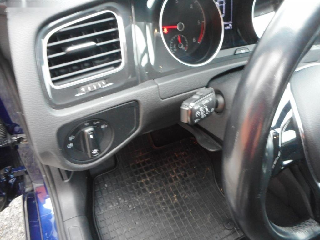 Volkswagen Golf,1,6 TDi - 11